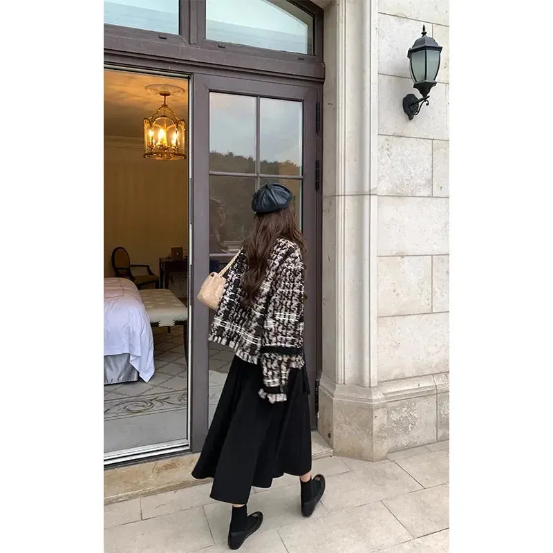 LVSANW 2024 Spring Autumn New Campus Wind Heavy Industry Black Gold Braided Fringe Advanced Sense of Small Fragrant Wind Female Coat